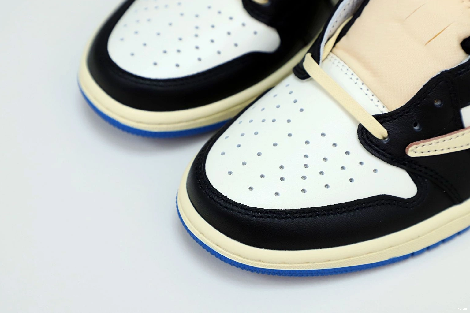 SCOTT 1 AIR FRAGMENT X JORDAN TRAVIS LOW DESIGN X 0311